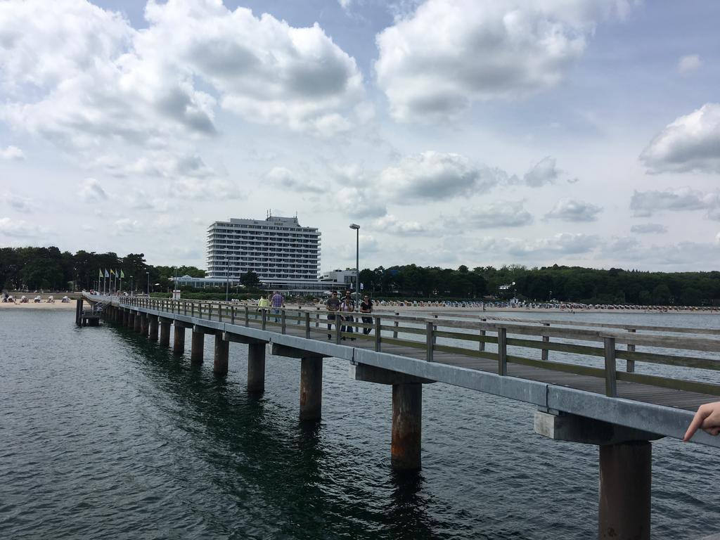 Ferienwohnung Am Muehlenpark Timmendorfer Strand Esterno foto